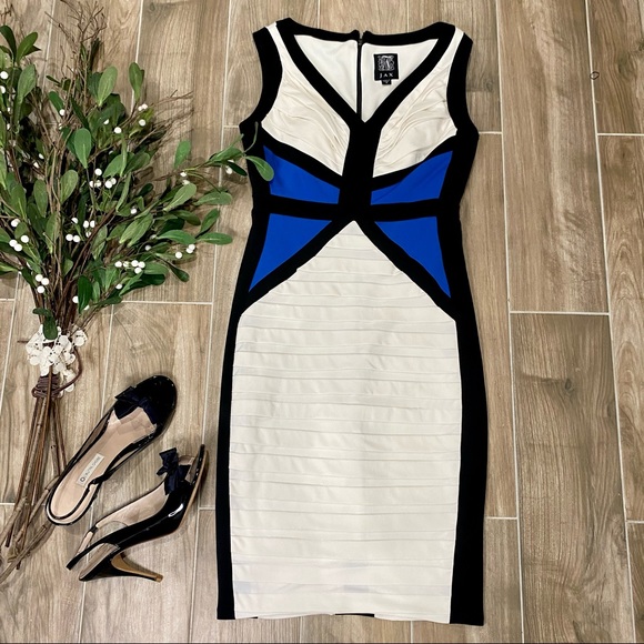 Jax Dresses & Skirts - JAX white black blue knee length bandage dress